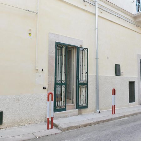卡诺萨-迪普利亚L'Antico Palazzo住宿加早餐旅馆 外观 照片